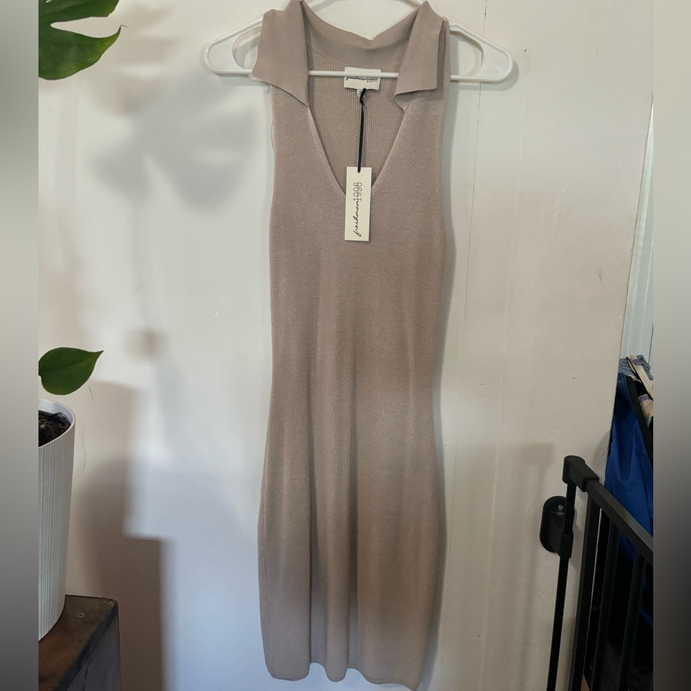 Knit beige midi dress, NWT, Brand: freshman 1996